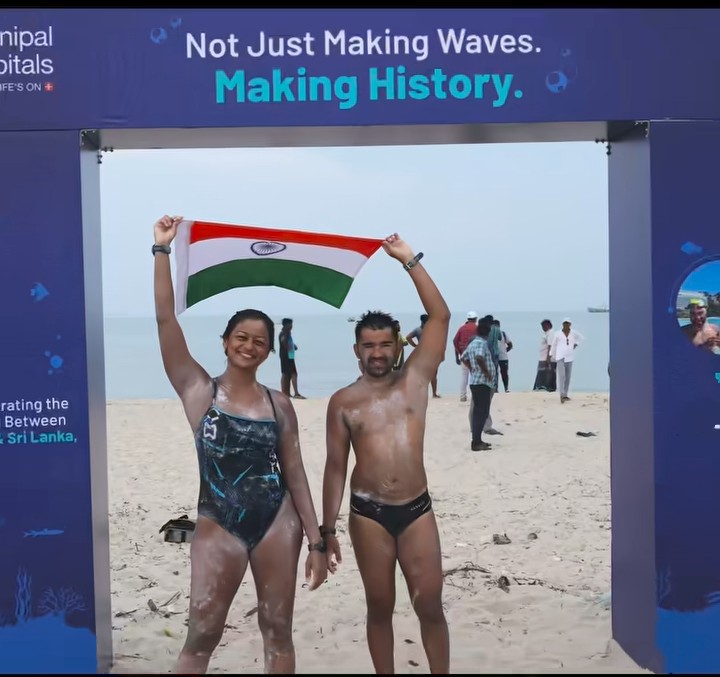 Swimmer Couple makes New record by crossing 32 miles sea in record time together.