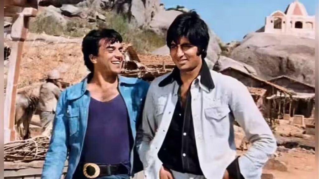 dharmendra-film-sholay.jpg He Man Dharmendra च्या माणुसपणाचा वेध- 'परतलेली Frontier Mail' - धर्मेंद्र चे अंतरंग उलगडणारा लेख वाचा