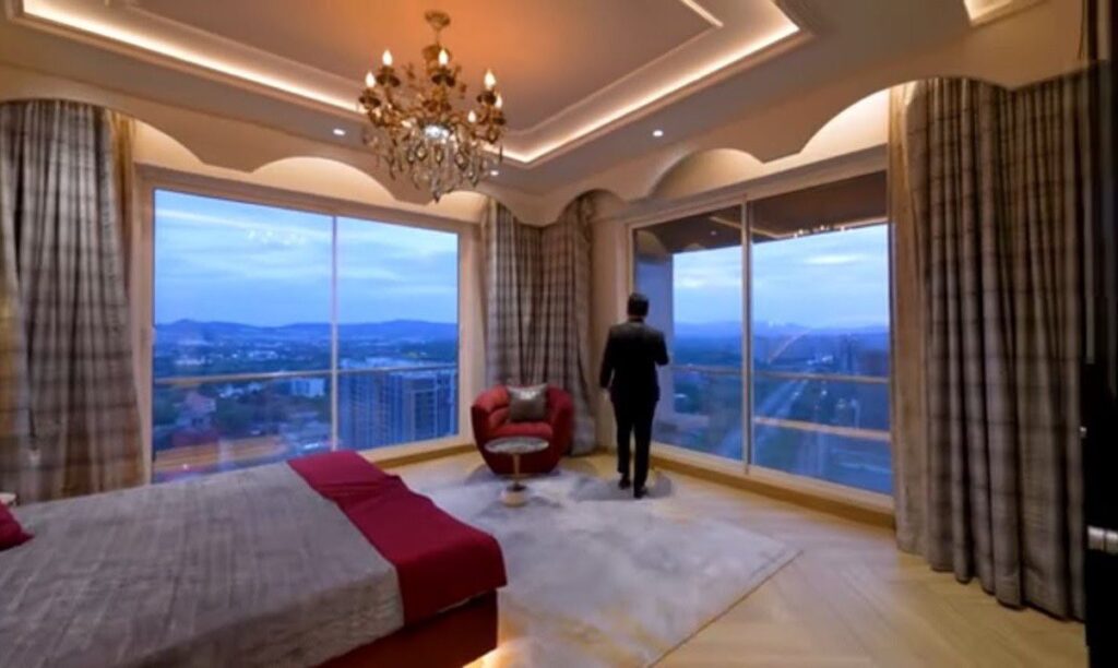 screenshot_bed_room_view_vibes_tower_flat As per the youtube video this bedroom in Vibes Tower flat belongs to Tushar Kapoor; Jeetendra's Son