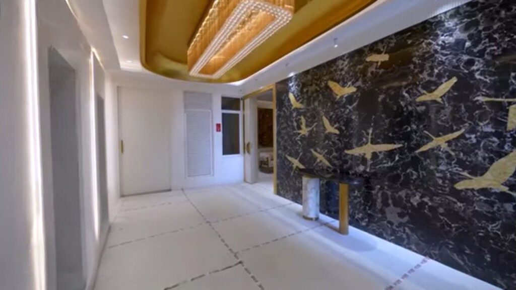 wp-private-lift-lobby-the-vibes-tower-Kiwale Private lift lobby with black,Gold and white colour theme